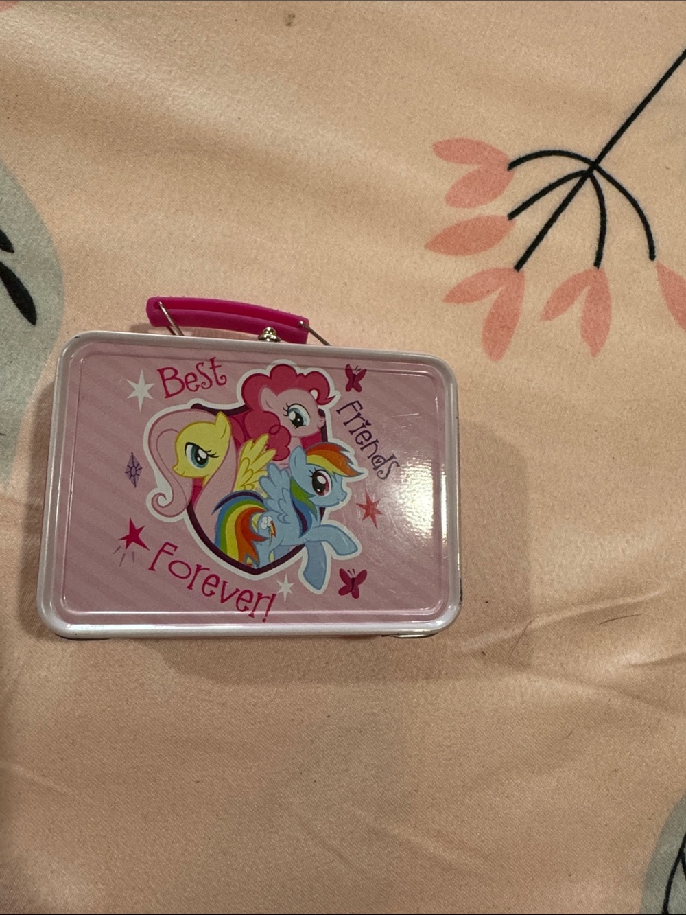 My Little Pony Pink Rainbow Heart Tin mini box keychain